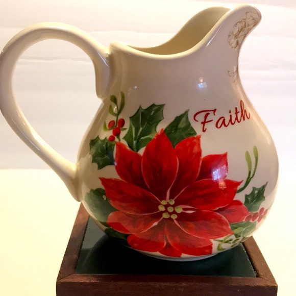 Vintage Christmas poinsettia pitcher - Picture 2 of 9